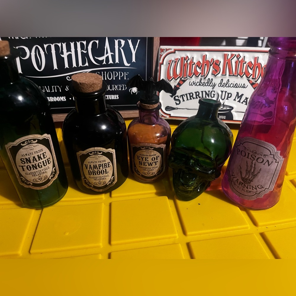 Halloween decor